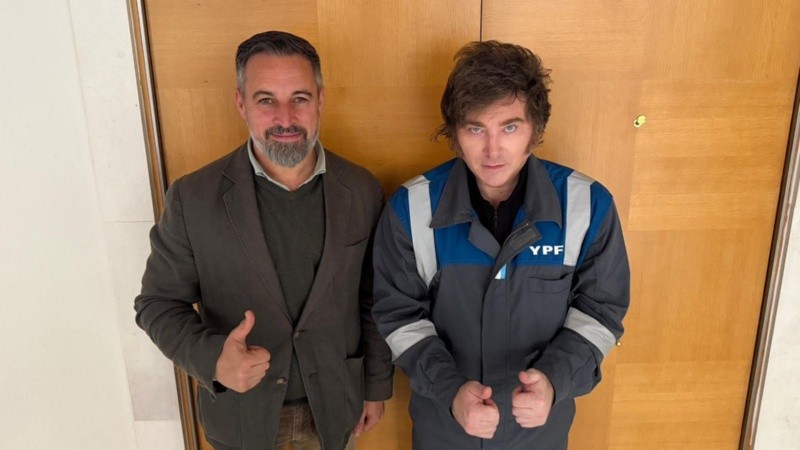 La foto de la reunión de Milei con Santiago Abascal.