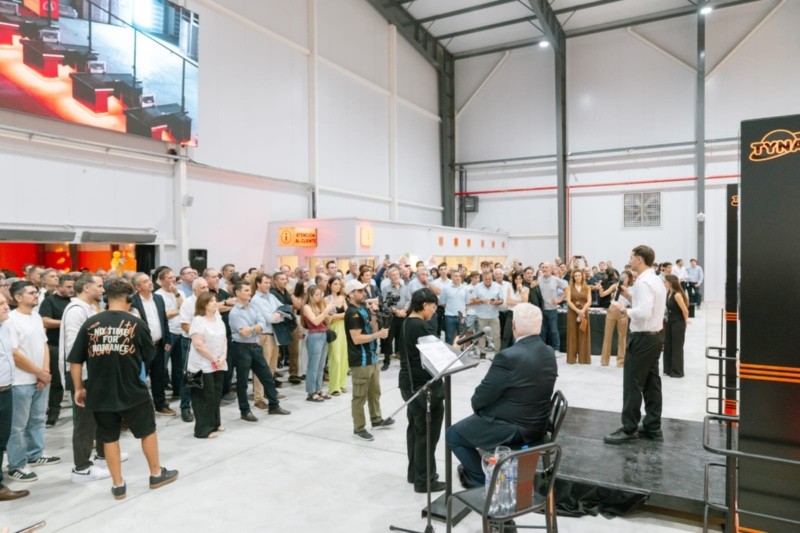 &nbsp;Julián Romera, tercera generación en Tyna, en la inauguración del nuevo centro comercial inteligente.