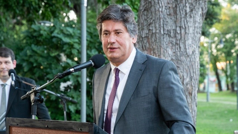 Santacroce: “No tengo nada que decir de mi esposa. Es una persona a la cual quiero, la voy a defender toda la vida, es la madre de mis hijos