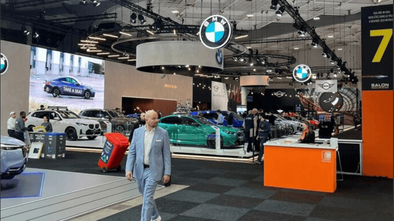 El Salón del Automóvil estará abierto hasta el domingo en Ciudad Industria.