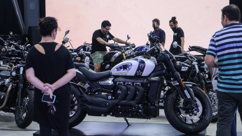 Las imágenes del impresionante Salón del Automóvil en Funes