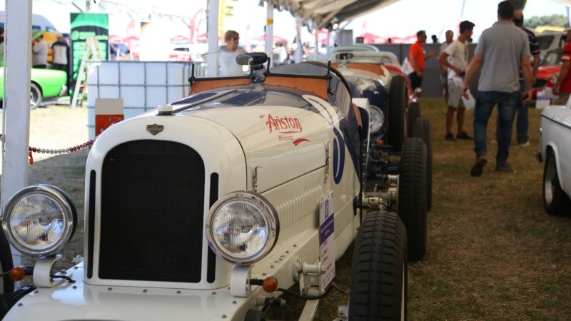 Las imágenes del impresionante Salón del Automóvil en Funes