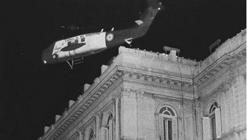 El helicóptero que se llevó a María Estela Martínez de Perón de la Casa de Gobierno, iniciando el Golpe de 1976