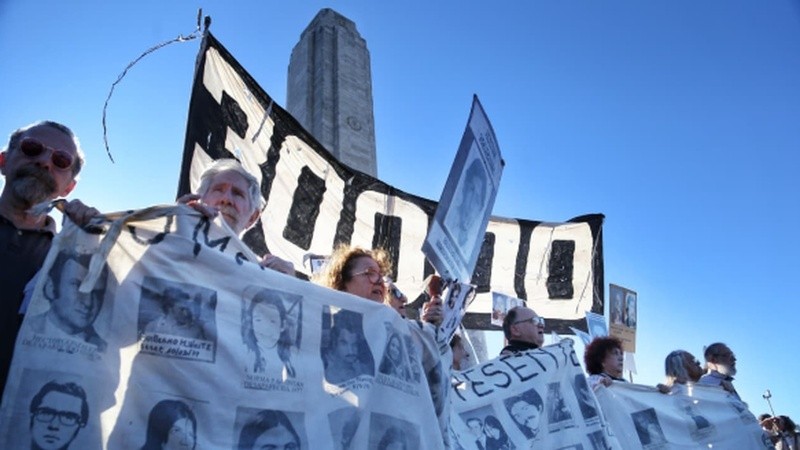 Rosario marcha por Memoria, Verdad y Justicia.