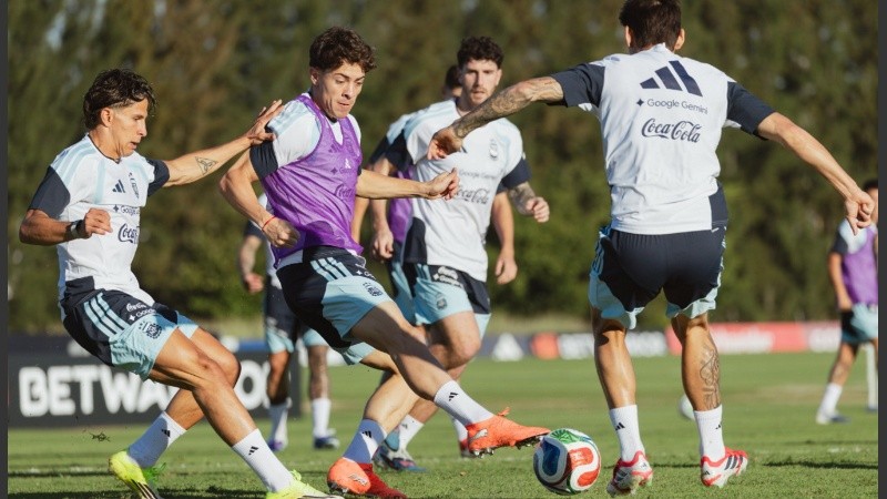 La selección argentina entrenó en el predio de Ezeiza.