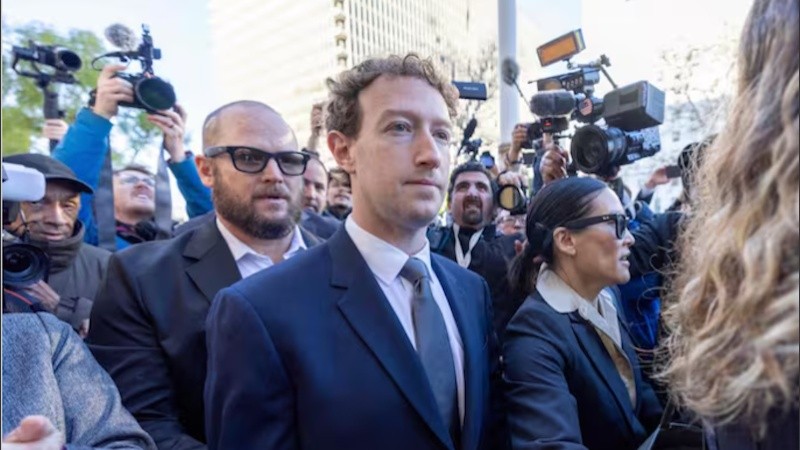 Mark Zuckerberg cuando fue a declarar en el juicio en febrero.