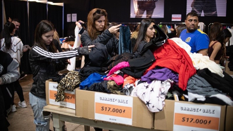 En agosto del año pasado la tercera edición del Outlet Rosario convocó a 40 marcas locales y atrajo a más de 100 mil participantes.