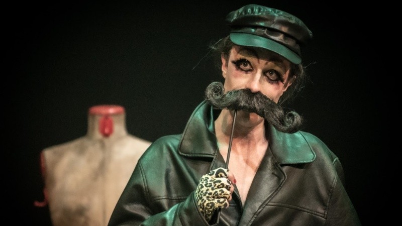 &nbsp;El actor y performer Daniel Fanego.