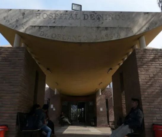 Un bebé está internado en estado crítico en el hospital de Niños Dr. Orlando Alassia de Santa Fe, tras haber sufrido un accidente por inmersión.