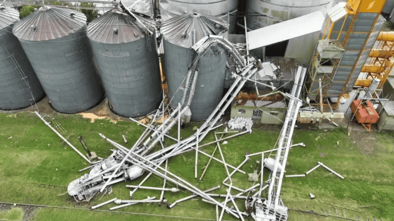 Una planta de acopio de cereal está entre los lugares más afectados.