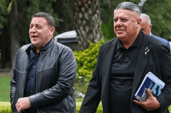 Procesan a Tapia y a su tesorero por presunto manejo irregular de fondos.