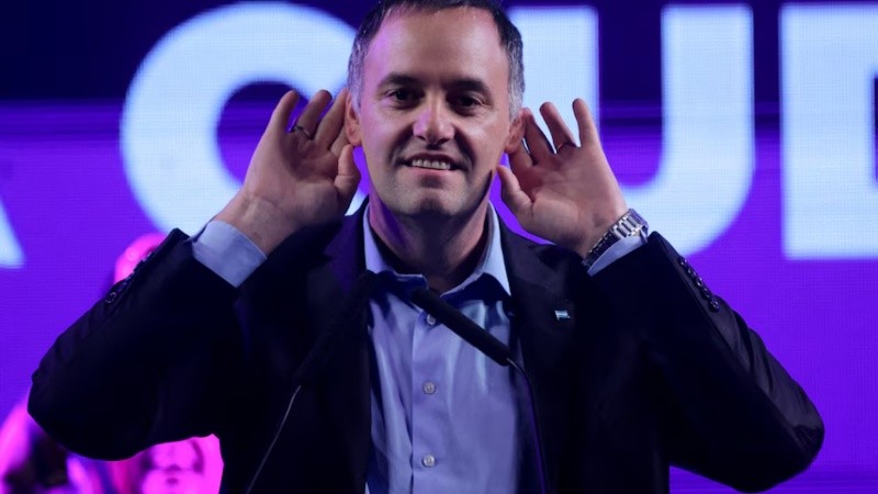 Avanza la investigación por supuesto enriquecimiento ilícito contra el jefe de Gabinete Manuel Adorni.