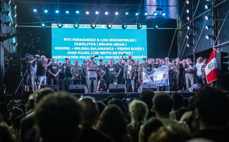 &nbsp;Vigilia por Malvinas en Parque Nacional a la Bandera (Sec. de Cultura y Educación/Guillermo Turin Bootello)