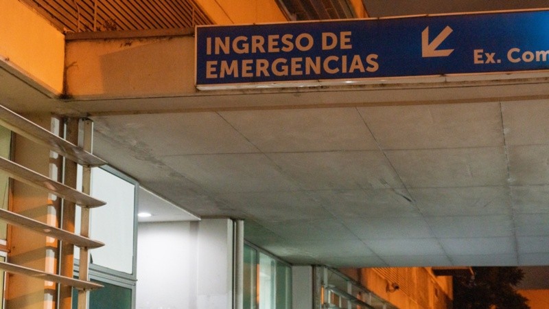 Los dos baleados fueron trasladados a la guardia del Heca.