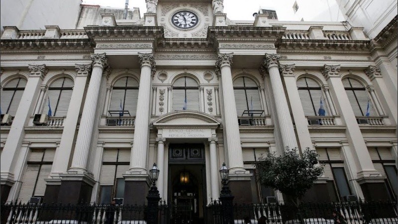 El BCRA compró casi USD 4.500 millones en las últimas 60 ruedas.