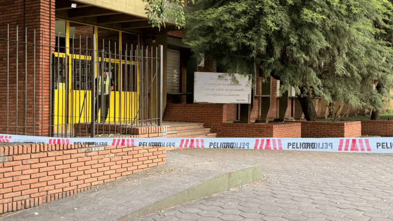 La Escuela Nº 40 Mariano Moreno de San Cristóbal, escenario del tiroteo fatal del pasado 30 de marzo.