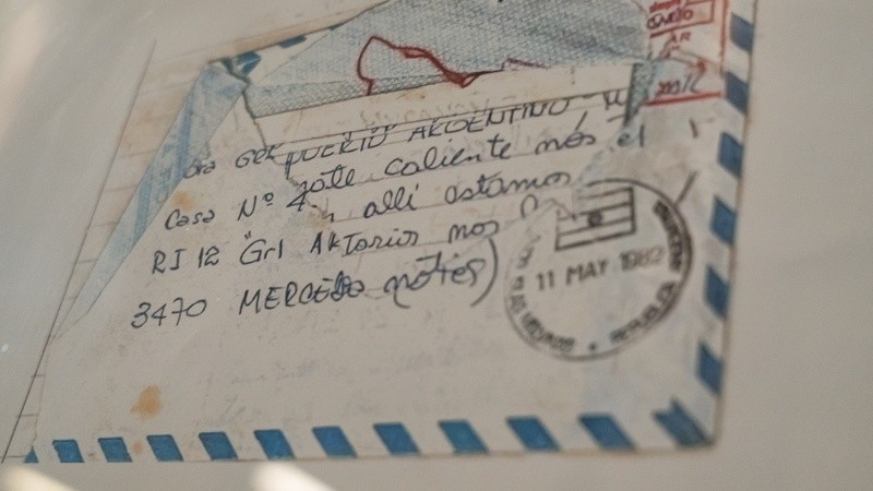 Cartas de los excombatientes forman parte de la muestra y pasan del ámbito privado al público.