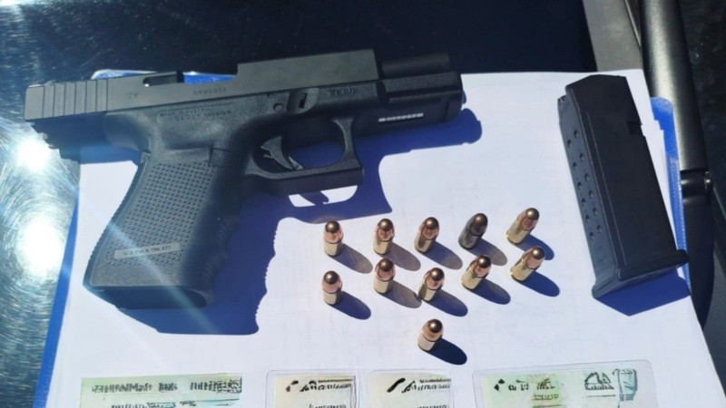 &nbsp;La pistola secuestrada estaba cargada.