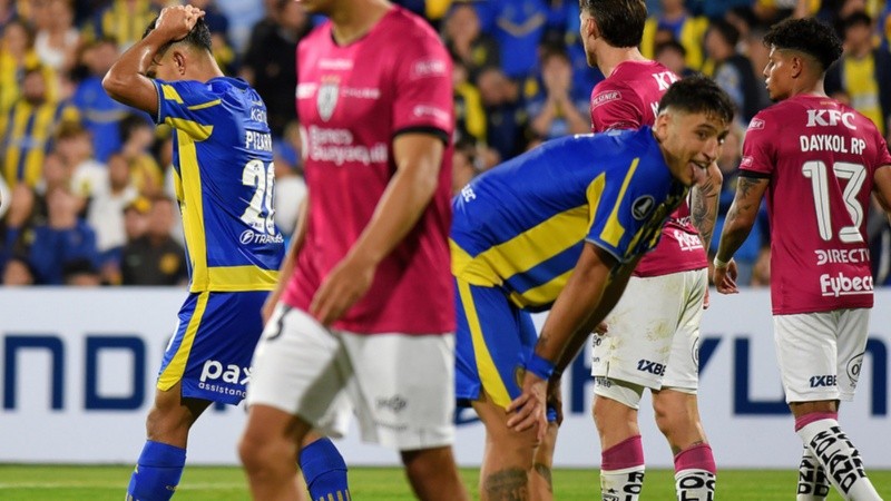 Rosario Central vs Independiente del Vale. Copa Conmebol Libertadores de America.
