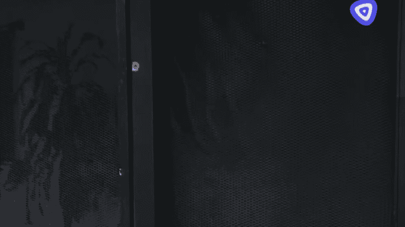 Algunos de los disparos que dieron contra la casa.