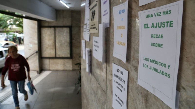 Blanco: “Acá hay dos damnificados, el médico en su fuente laboral y el paciente como tal”.