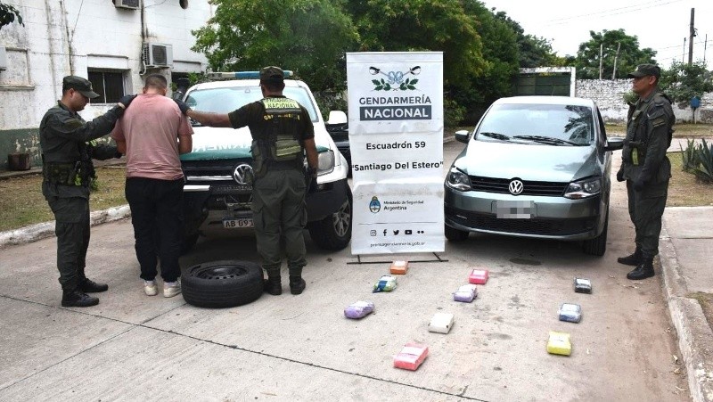 El conductor quedó detenido.