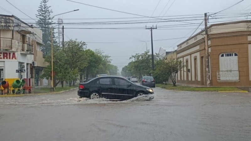 Calles anegadas en Vera, cabecera del departamento homónimo. (Foto: Info Vera)