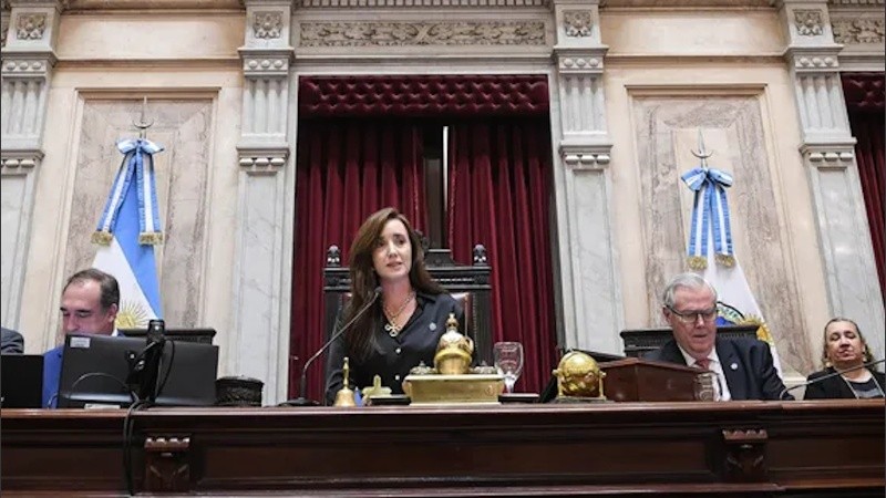 El ajuste salarial no alcanza a los senadores.