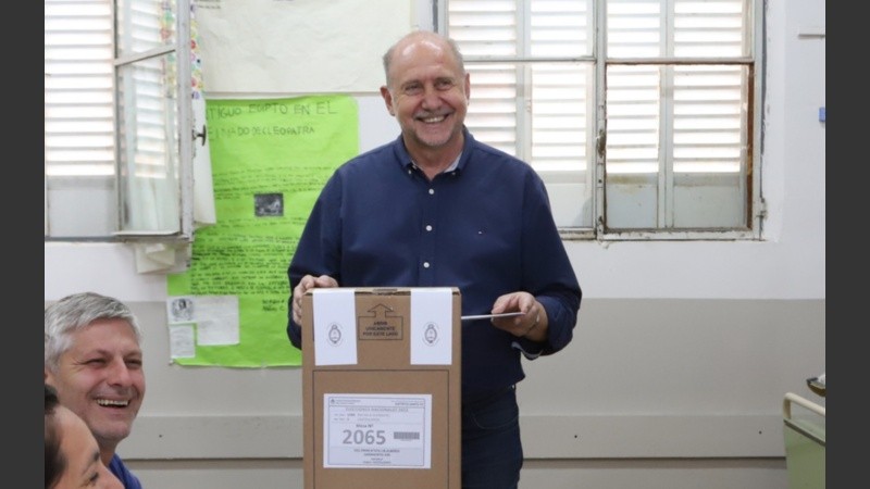 ¿Será Omar Perotti candidato a gobernador?