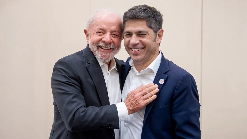 El gobernador bonaerense estuvo con Lula y con Rodríguez Zapatero (NA).