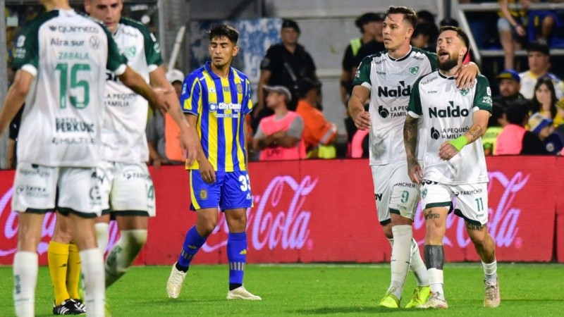 Jonathan Gómez, exjugador e hincha canalla, marcó el empate para Sarmiento: pidió perdón.