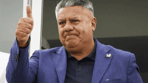 El presidente de la AFA, Claudio Chiqui Tapia, dejó una frase cargada de veneno político y futbolero.