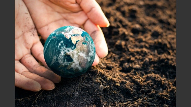 Resulta clave dejar de pensar el cuidado ambiental como una responsabilidad lejana y empezar a asumirlo como parte de las decisiones diarias.