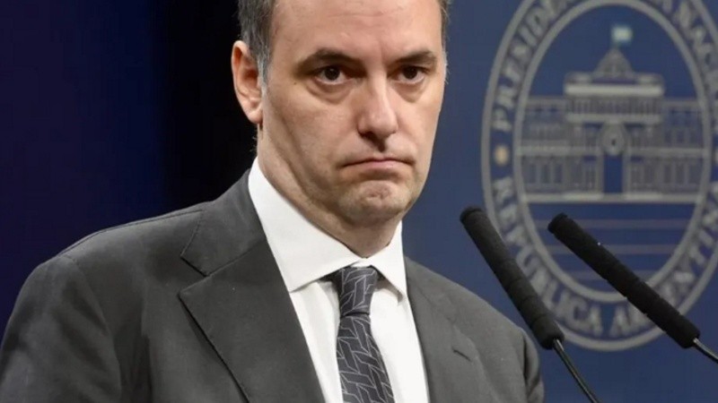 El jefe de Gabinete, Manuel Adorni, es investigado por supuesto enriquecimiento ilícito.