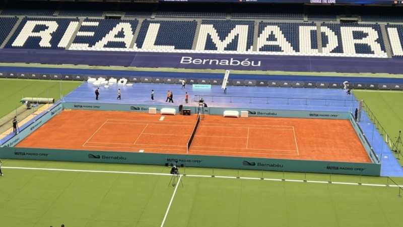 Esta cancha de tenis en el Santiago Bernabéu será de uso exclusivo para los tenistas que hayan solicitado practicar en ella.