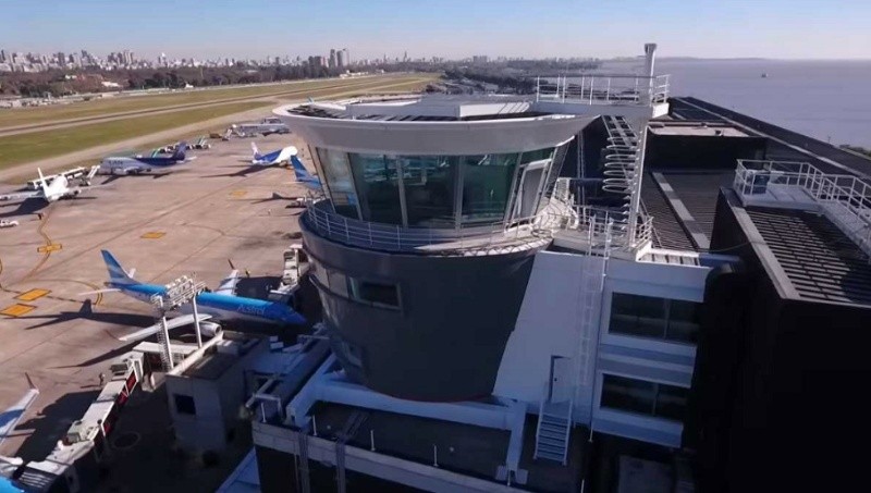 &nbsp; La Empresa Argentina de Navegación Aérea será la encargada de prestar el Servicio Meteorológico para la Navegación Aérea bajo un esquema abierto a terceros.