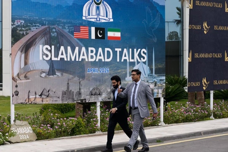  El último esfuerzo por negociar un acuerdo en Islamabad se produce mientras un alto el fuego indefinido ha pausado la mayor parte de los combates.