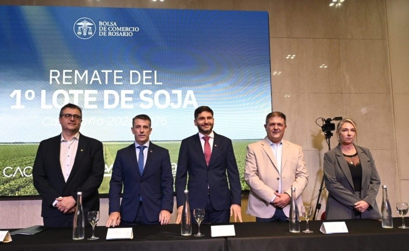 &nbsp;Chale y Schmuck, en las puntas.