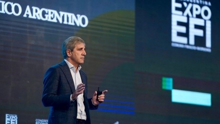 Caputo defendió el plan económico y la continuidad del rumbo actual ante inversores en Wall Street.