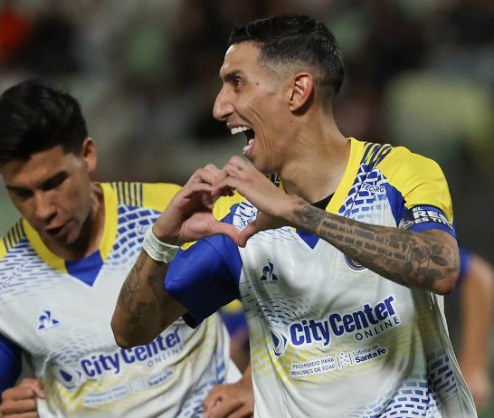 Di María y un corazón más (EFE).