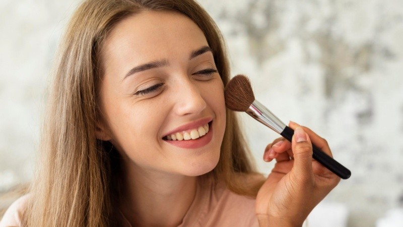 El maquillaje diario dejó de ser un ritual largo para convertirse en una rutina práctica y funcional.