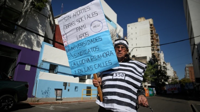 Marcha en el centro en la previa del Día del Trabajador (Alan Monzón/Rosario3)