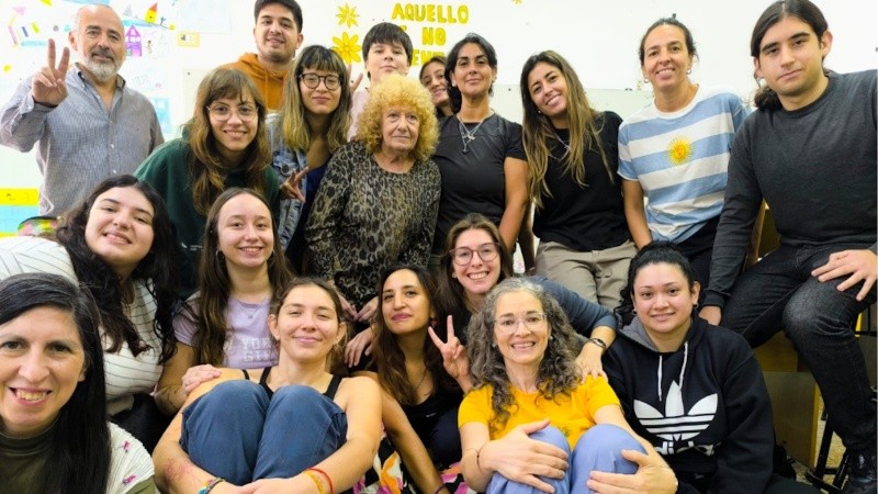 Parte del grupo de personas voluntarias (Alfabetización Santa Fe).