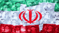 La bandera nacional de Irán, con los retratos de escolares fallecidos en un ataque aéreo estadounidense (EFE)