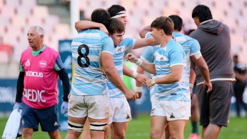 El seleccionado argentino juvenil logró una victoria histórica.