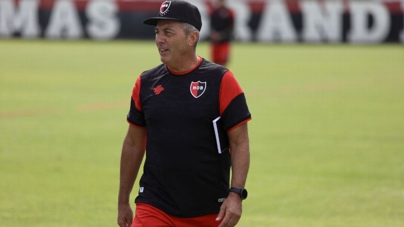 Kudelka quiere clasificar a Newell's a los octavos del Clausura.
