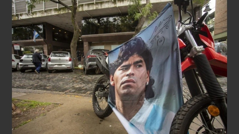 el juicio tiene a siete profesionales de la salud en el banquillo de los acusados por la muerte del astro.