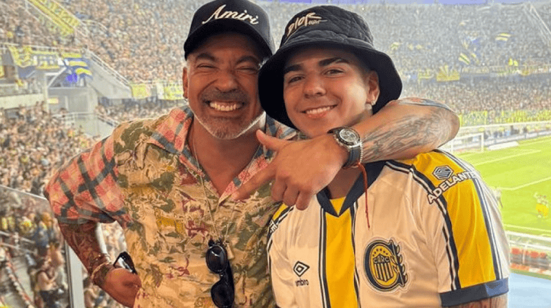 Ezequiel Lavezzi junto a su hijo Tomás.&nbsp;