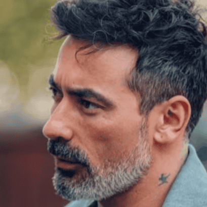 “A casi todos mis amigos el barrio se los comió. Muchísimos murieron. Yo soy un afortunado y el fútbol me salvó”.