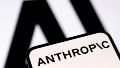 Anthropic anunció un acuerdo con gigantes de Wall Street para impulsar el uso de IA aplicada en finanzas.
